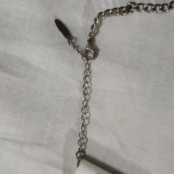 Peter Nygard Necklace - Picture 4 of 6